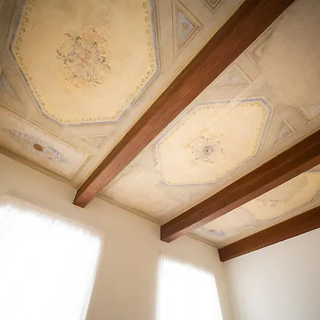 Apo2 Deluxe 2bdr Family By Ponte Vecchio Apartment Florence